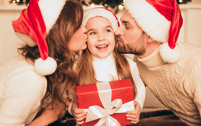 5-inexpensive-and-fun-family-activities-for-christmas-marriagetoday