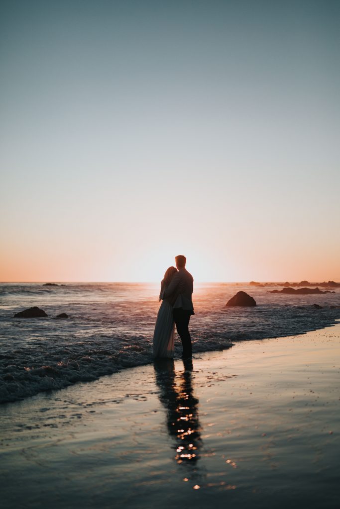 unsplash - MarriageToday